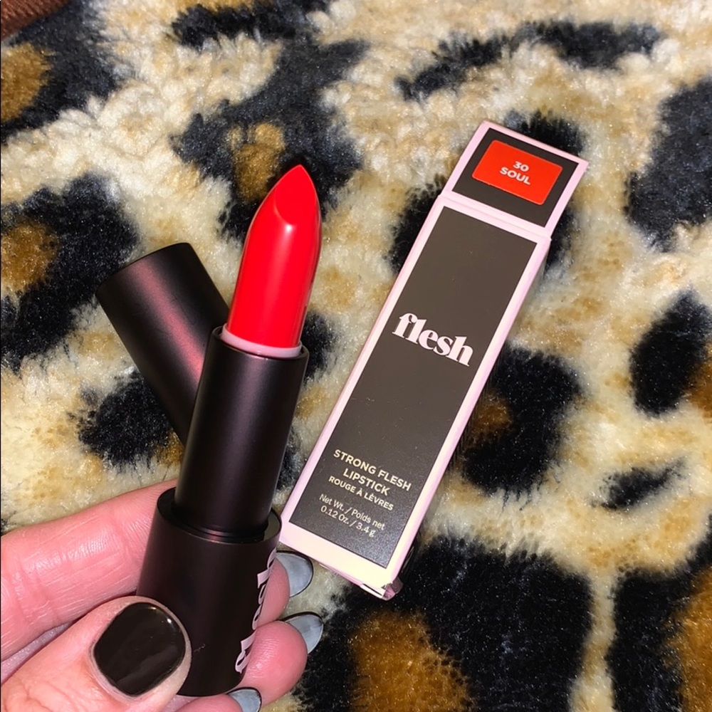 🆕 Flesh Strong Flesh Lipstick in SOUL